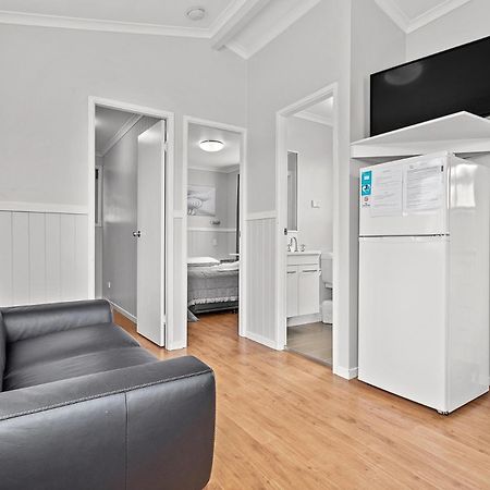 Lifestyle Villages Redhead Room photo