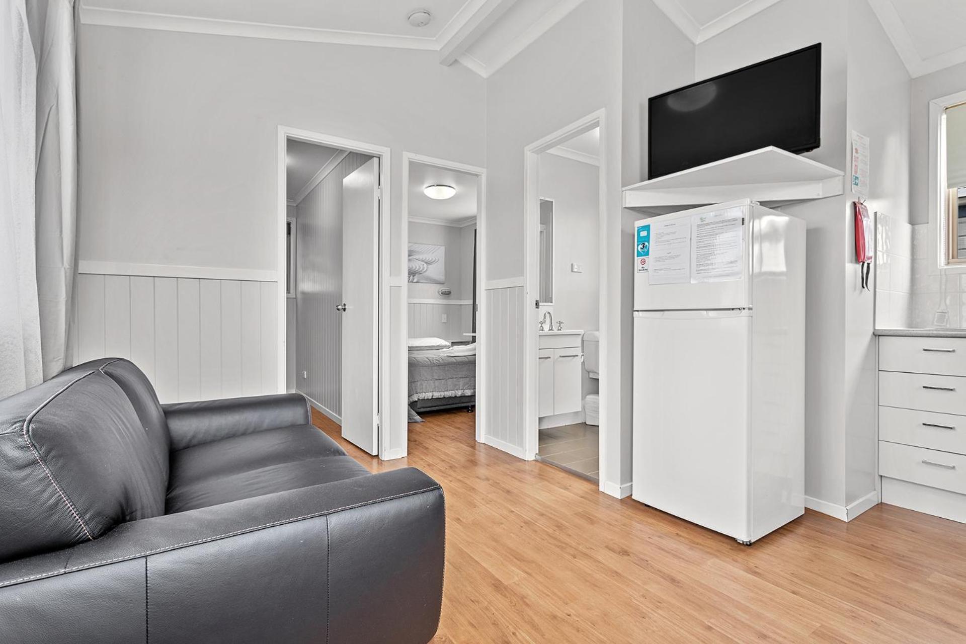 Lifestyle Villages Redhead Room photo