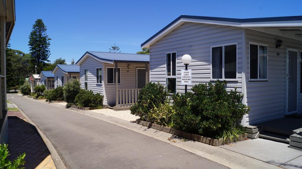 Lifestyle Villages Redhead Room photo